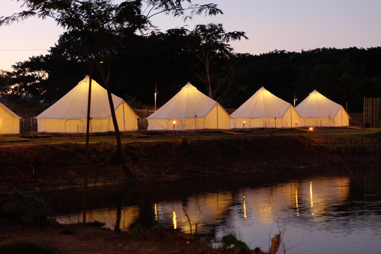 Отель Camp Story Chiangmai Чиангмай Экстерьер фото