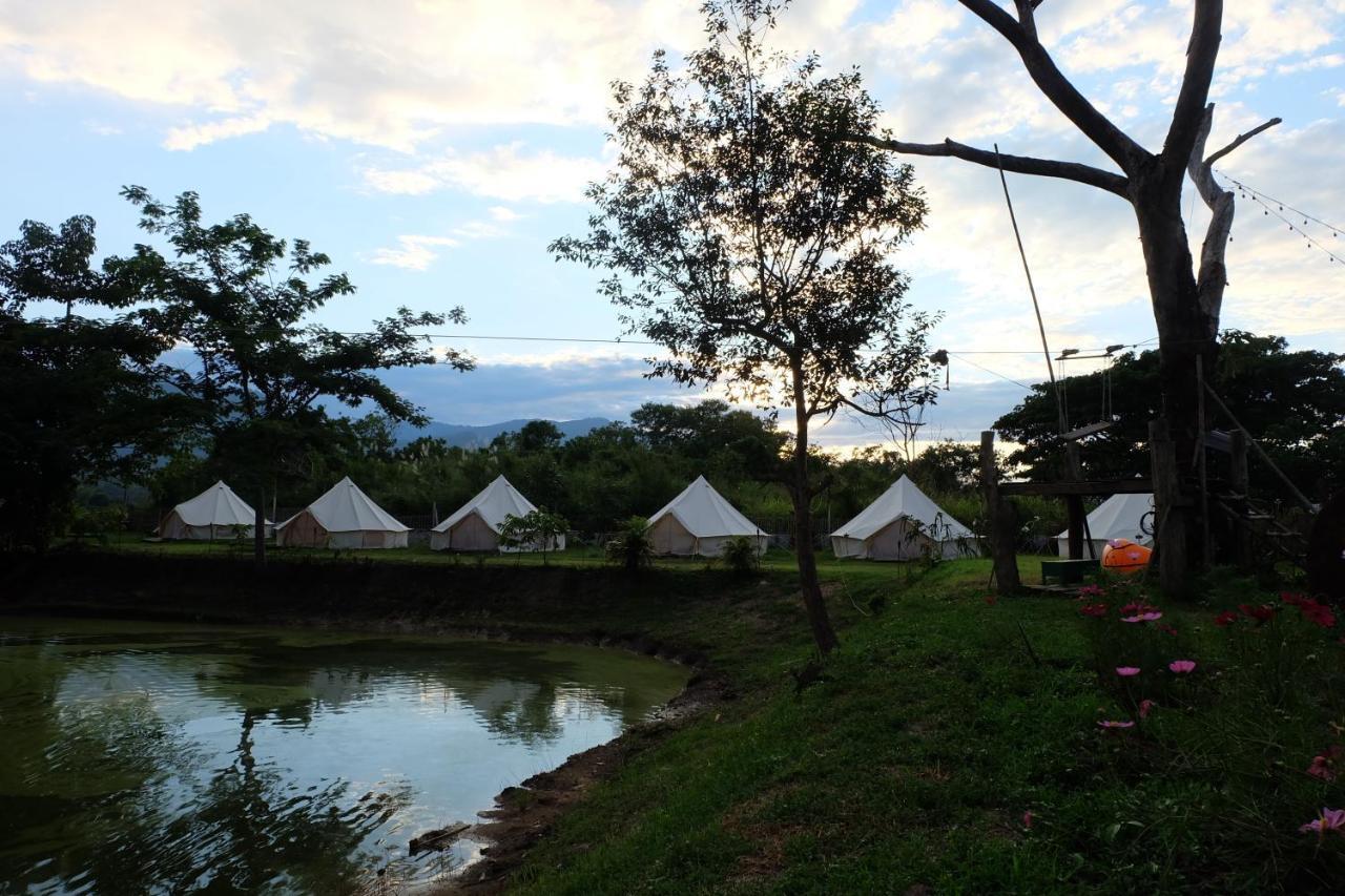 Отель Camp Story Chiangmai Чиангмай Экстерьер фото